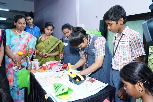 WPP India CSR Foundation and Shree Ram Welfare Society’s High School ‘Reconnect With The Spirit Of Andheri’ at Hastakala 2019